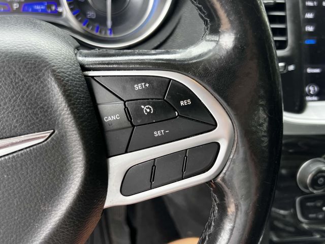 2019 Chrysler 300 Touring RWD