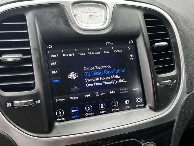 2019 Chrysler 300 Touring RWD