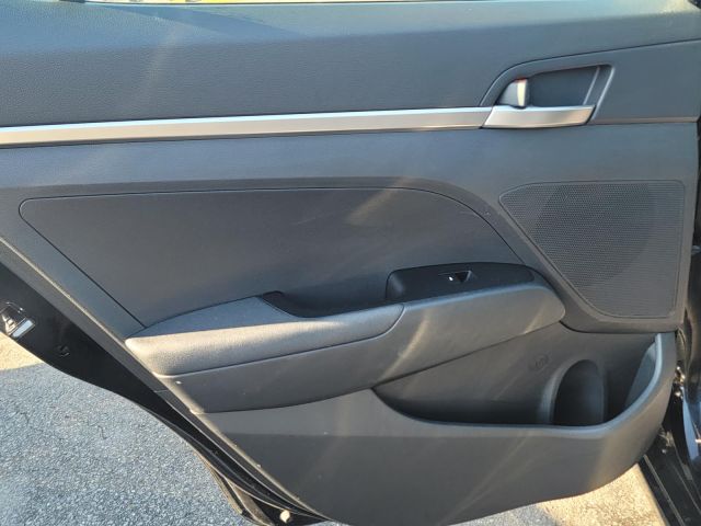 2019 Hyundai Elantra SE Auto