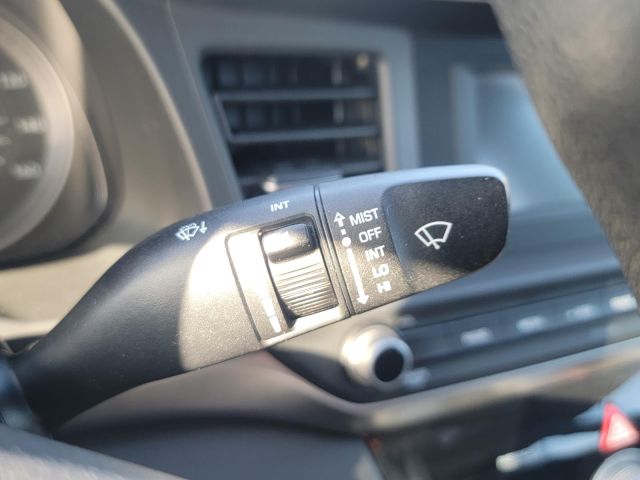 2019 Hyundai Elantra SE Auto