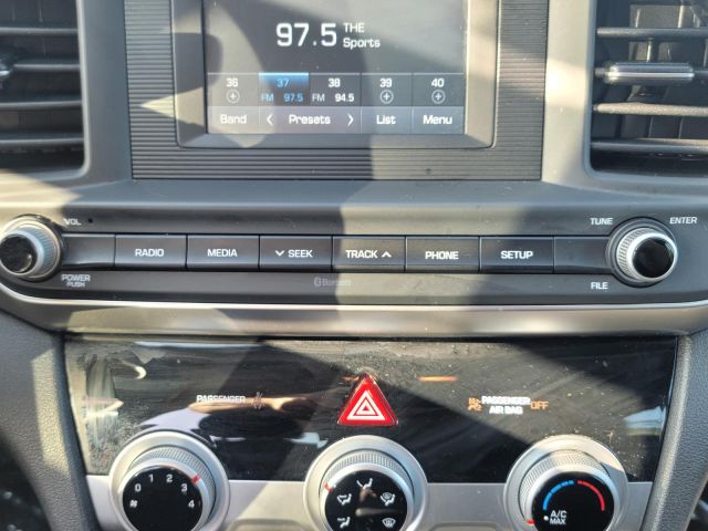 2019 Hyundai Elantra SE Auto