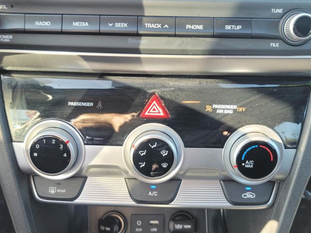 2019 Hyundai Elantra SE Auto