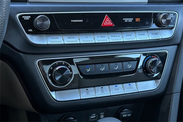 2019 Hyundai Sonata SE 2019 Hyundai Sonata SE