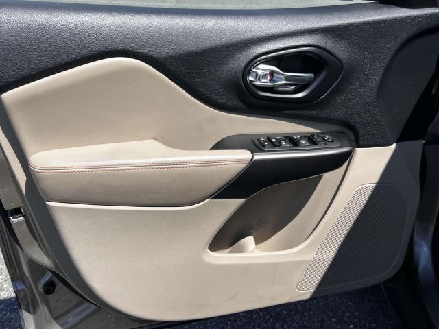 2019 Jeep Cherokee Latitude FWD