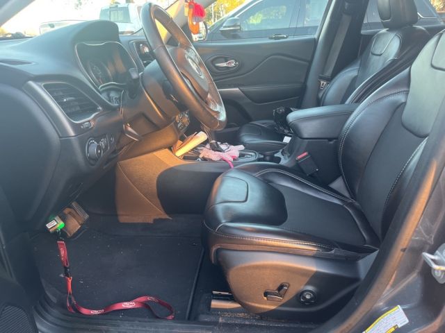 2019 Jeep Cherokee Latitude Plus 2019 Jeep Cherokee Latitude Plus