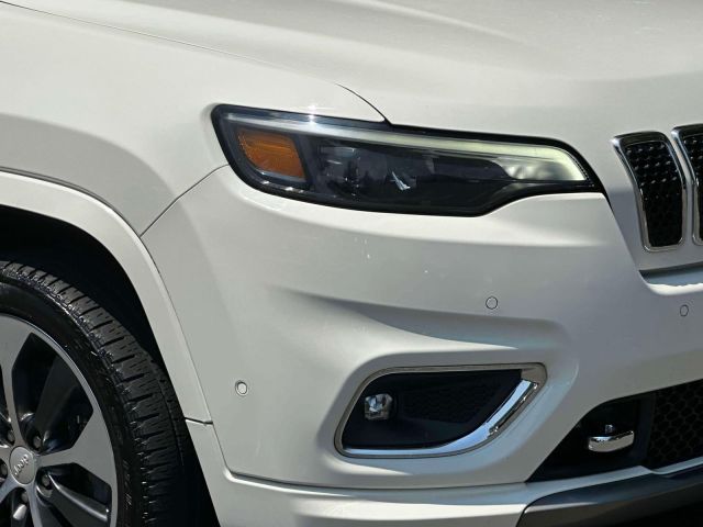 2019 Jeep Cherokee Overland 4x4