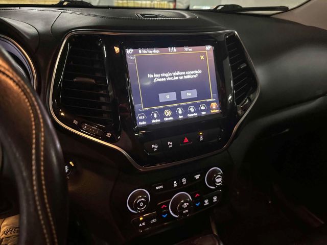 2019 Jeep Cherokee Overland 4x4