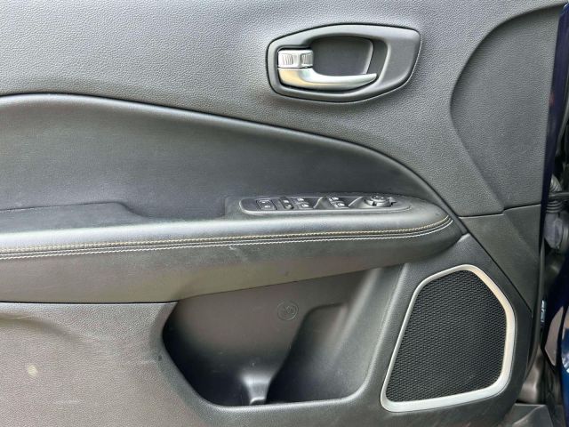 2019 Jeep Compass Latitude 4x4 2019 Jeep Compass Latitude 4x4