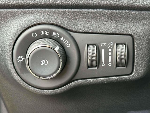 2019 Jeep Compass Latitude 4x4 2019 Jeep Compass Latitude 4x4