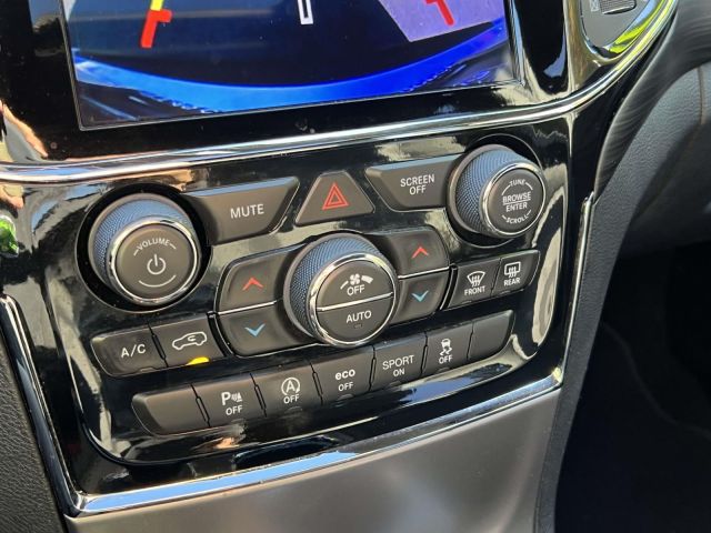 2019 Jeep Grand Cherokee Upland 4x4 2019 Jeep Grand Cherokee Upland 4x4