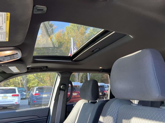 2019 Jeep Grand Cherokee Upland 4x4 2019 Jeep Grand Cherokee Upland 4x4