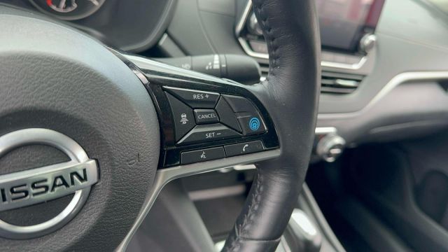 2019 Nissan Altima 2.5 SV AWD Sedan
