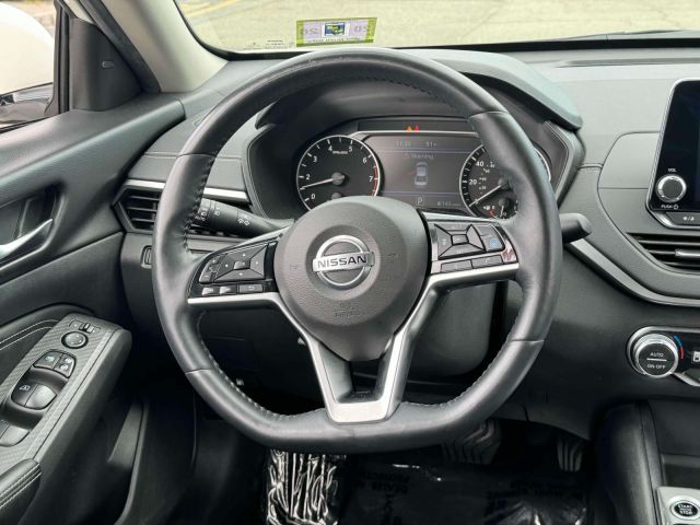2019 Nissan Altima 2.5 SV AWD Sedan