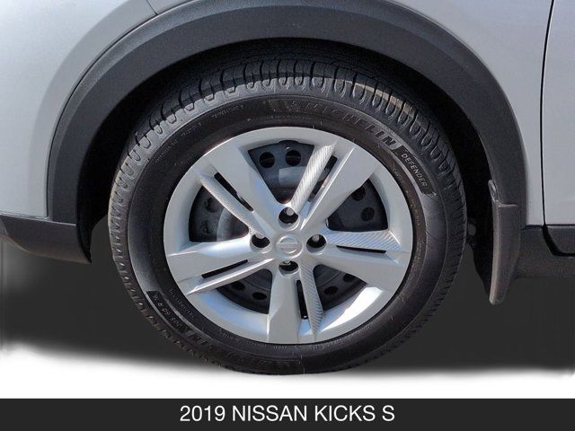 2019 Nissan Kicks S