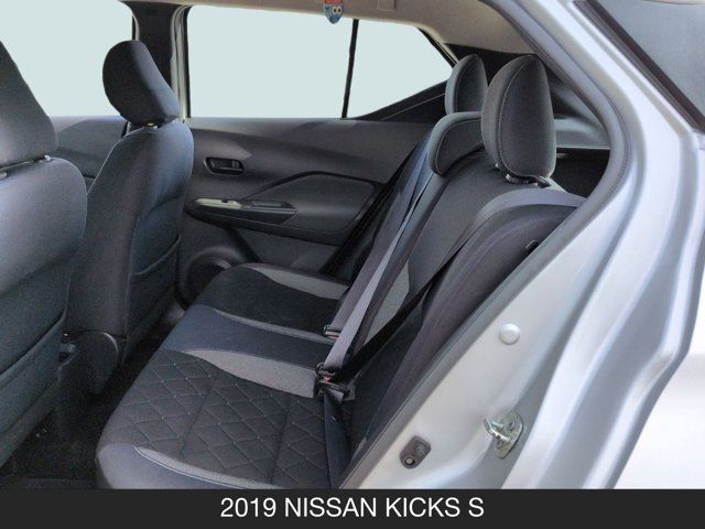 2019 Nissan Kicks S