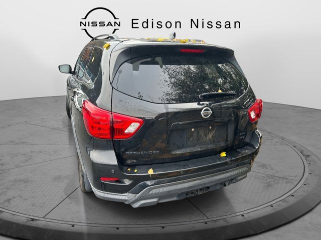 2019 Nissan Pathfinder SV