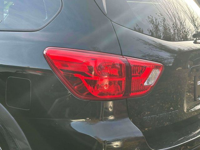 2019 Nissan Pathfinder SV 2019 Nissan Pathfinder SV