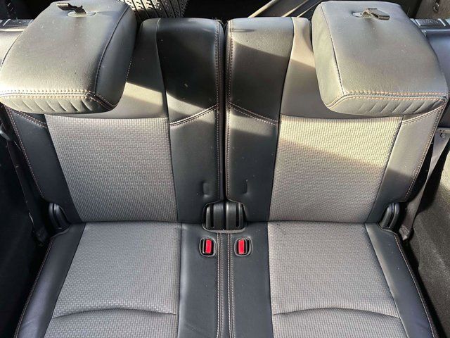 2019 Nissan Pathfinder SV 2019 Nissan Pathfinder SV