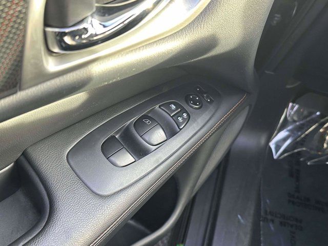 2019 Nissan Pathfinder SV 2019 Nissan Pathfinder SV