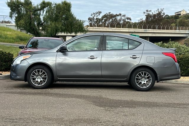 2019 Nissan Versa 1.6 SV