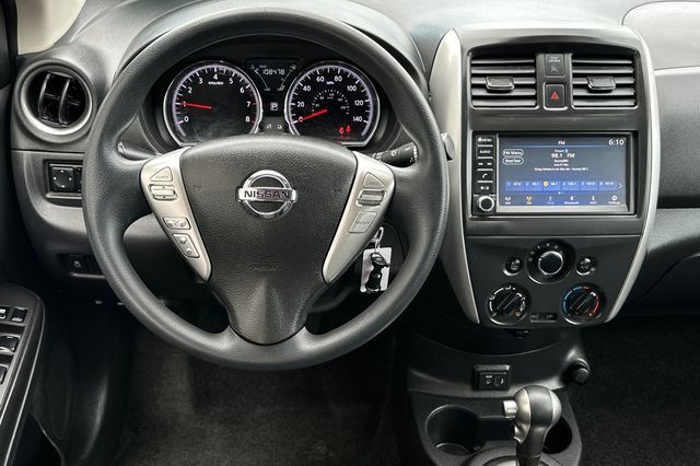 2019 Nissan Versa 1.6 SV