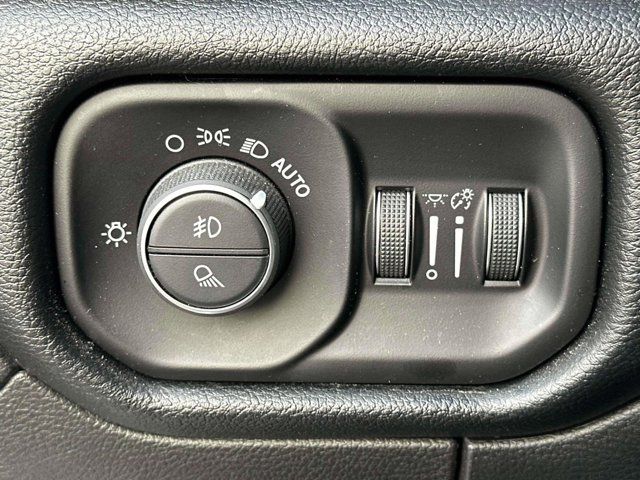 2019 Ram 1500 Big Horn/Lone Star 2019 Ram 1500 Big Horn/Lone Star