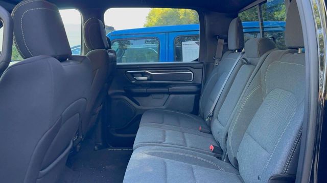 2019 Ram 1500 Big Horn/Lone Star 4x4 Crew Cab 64 Box