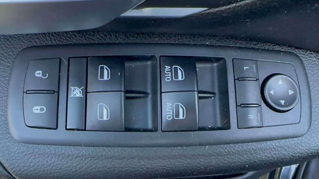 2019 Ram 1500 Big Horn/Lone Star 4x4 Crew Cab 64 Box