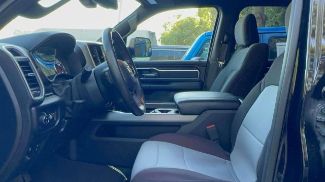 2019 Ram 1500 Big Horn/Lone Star 4x4 Crew Cab 64 Box