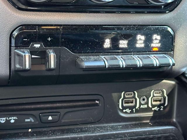 2019 Ram 1500 Big Horn/Lone Star 4x4 Crew Cab 64 Box