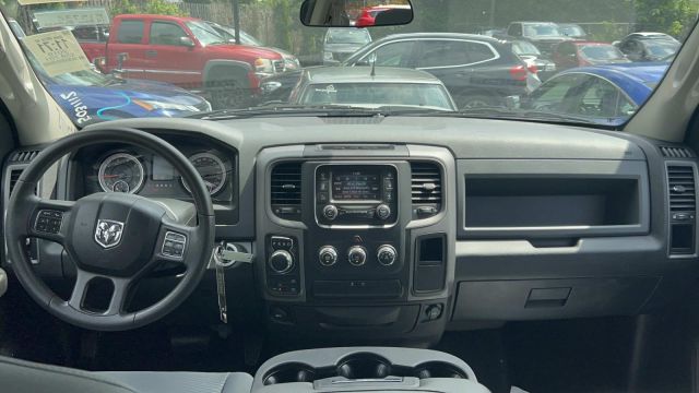 2019 Ram 1500 Classic Express 4x4 Quad Cab 64 Box