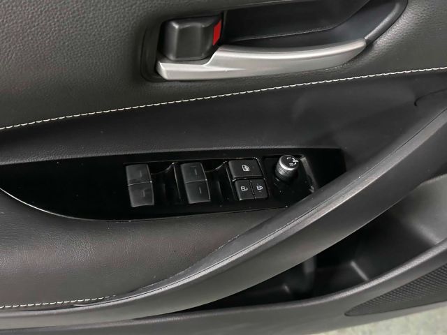 2019 Toyota Corolla Hatchback SE Manual (Natl)