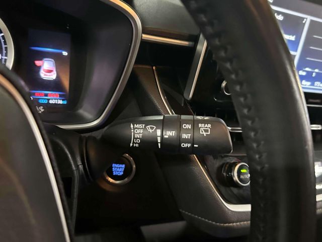 2019 Toyota Corolla Hatchback SE Manual (Natl)