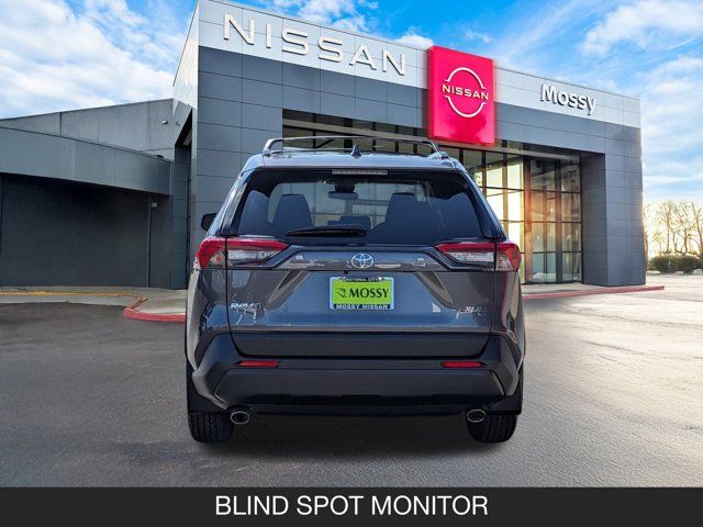 2019 Toyota Rav4 XLE 2019 Toyota Rav4 XLE