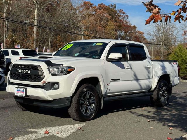 2019 Toyota Tacoma 4WD TRD Off Road Double Cab 5 Bed V6 AT (Natl) 2019 Toyota Tacoma 4WD TRD Off Road Double Cab 5 Bed V6 AT (Natl)