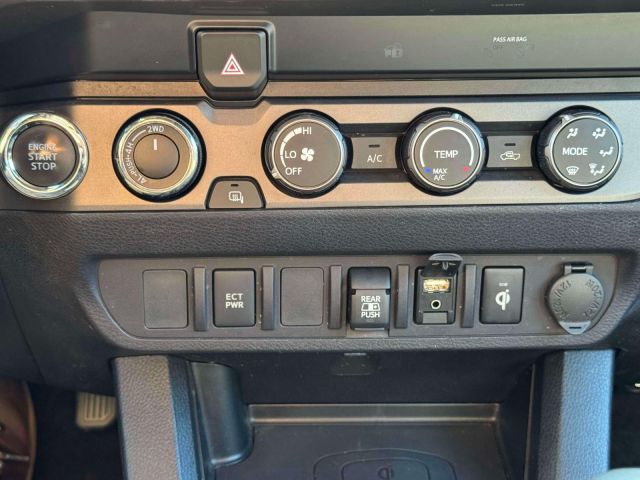 2019 Toyota Tacoma 4WD TRD Off Road Double Cab 5 Bed V6 AT (Natl) 2019 Toyota Tacoma 4WD TRD Off Road Double Cab 5 Bed V6 AT (Natl)