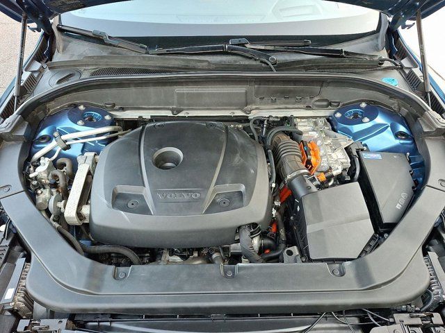 2019 Volvo XC60 R-Design