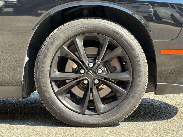 2020 Dodge Challenger SXT AWD