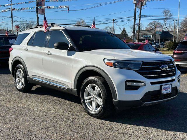 2020 Ford Explorer XLT 2020 Ford Explorer XLT