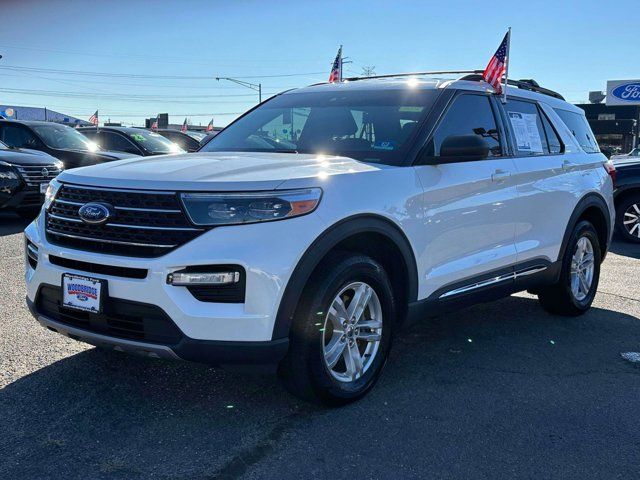 2020 Ford Explorer XLT 2020 Ford Explorer XLT