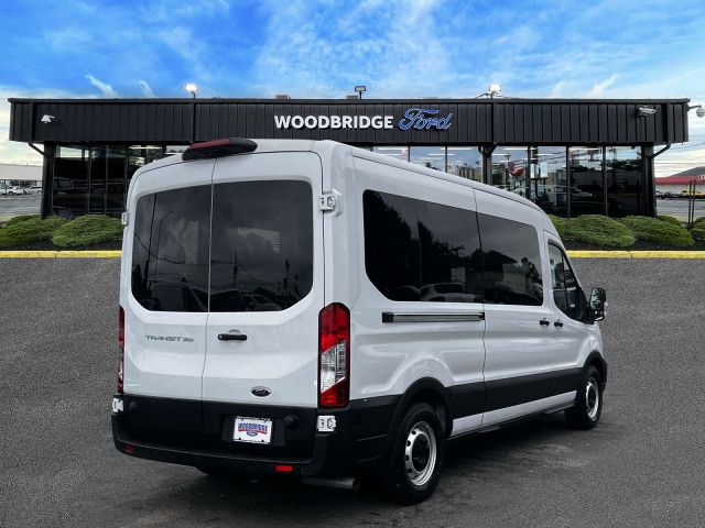 2020 Ford Transit Passenger Wagon T-350 148 Med Roof XL RWD