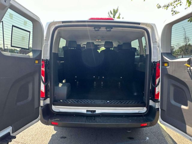 2020 Ford Transit Passenger Wagon T-350 148 Low Roof XL RWD