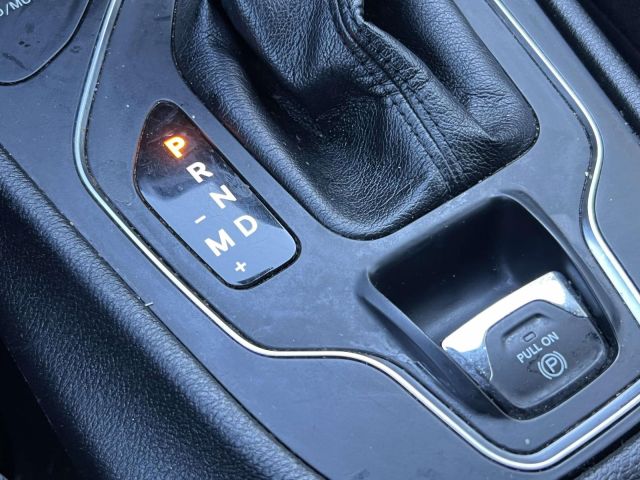 2020 Jeep Cherokee Latitude Plus 4x4 2020 Jeep Cherokee Latitude Plus 4x4