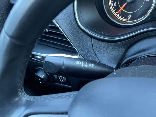 2020 Jeep Cherokee Latitude Plus 4x4 2020 Jeep Cherokee Latitude Plus 4x4