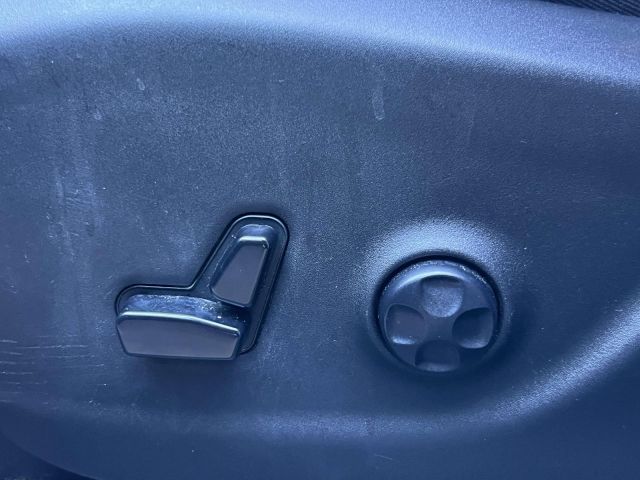 2020 Jeep Cherokee Latitude Plus 4x4 2020 Jeep Cherokee Latitude Plus 4x4