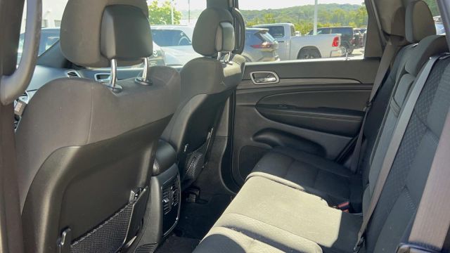 2020 Jeep Grand Cherokee Laredo E 4x4