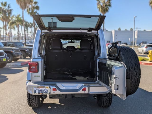 2020 Jeep Wrangler Unlimited Sahara High Altitude 2020 Jeep Wrangler Unlimited Sahara High Altitude