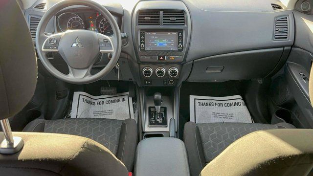 2020 Mitsubishi Outlander Sport ES 2.0 2020 Mitsubishi Outlander Sport ES 2.0