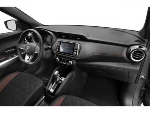 2020 Nissan Kicks SR 2020 Nissan Kicks SR