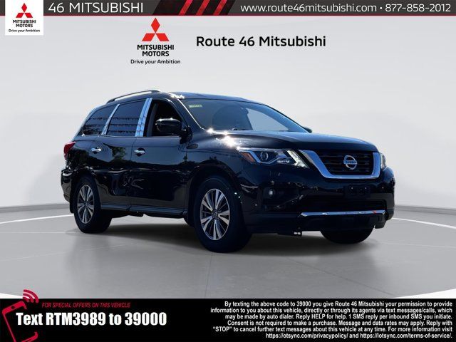 2020 Nissan Pathfinder SV